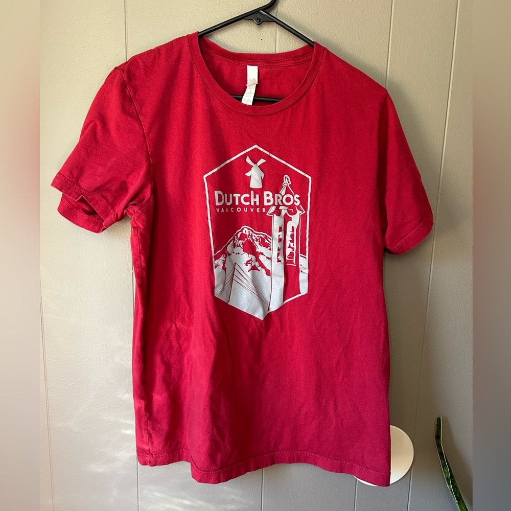 Dutch Bros
Short sleeve
Used